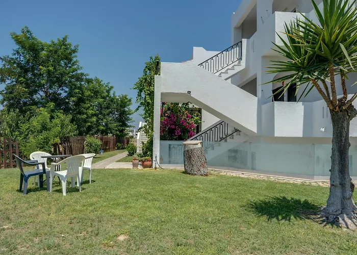 Ilios&irene 7 Bed & Breakfast 4*